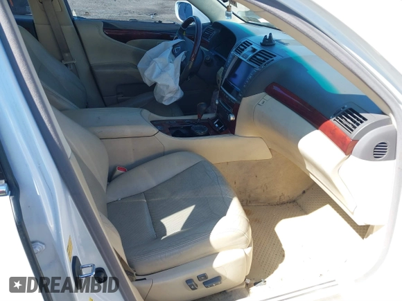 2011 Lexus LS 460 with VIN JTHCL5EF3B5009505, listed as a IAAI auction lot 41907674 with 137,936 mi miles and . Bid and sale history available at DreamBid. Image 5.