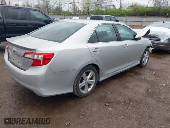 2013 Toyota Camry L with VIN 4T1BF1FK2DU649556, listed as a IAAI auction lot 41949078 with 1 mi miles. Bid and sale history available at carsss.com. Image 4.