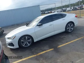 2021 Acura TLX w/Advance Package with VIN 19UUB5F60MA003776, listed as a IAAI auction lot 40692832 with 35,045 mi miles. Bid and sale history available at carsss.com. Image 2.