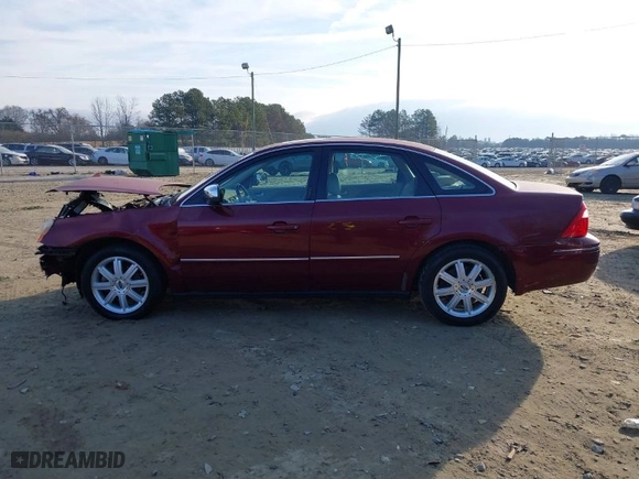 2005 Ford Five Hundred Limited with VIN 1FAFP25195G192168, listed as a IAAI auction lot 41476332 with 136,812 mi miles. Bid and sale history available at carsss.com. Image 15.