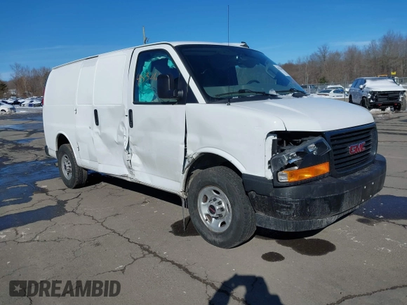 2022 GMC Savana Cargo Van with VIN 1GTW7AFP0N1140082, listed as a IAAI auction lot 41532664 with 51,991 mi miles. Bid and sale history available at carsss.com. Image 1.