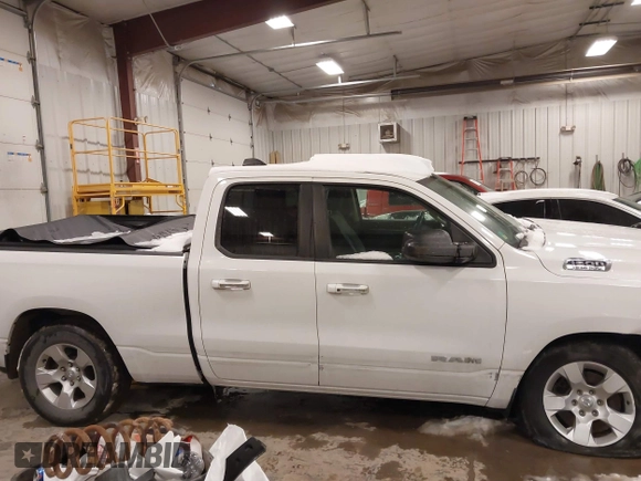 2020 Ram 1500 Big Horn with VIN 1C6SRFBT7LN404274, listed as a IAAI auction lot 41576959 with 66,394 mi miles. Bid and sale history available at carsss.com. Image 13.