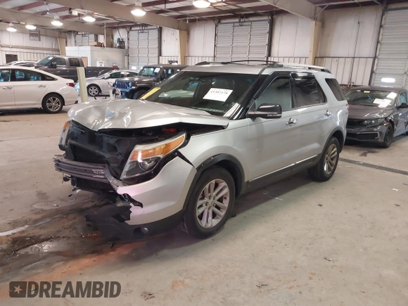 2014 Ford Explorer XLT with VIN 1FM5K7D89EGA52570, listed as a IAAI auction lot 41307178 with 286,243 mi miles and . Bid and sale history available at DreamBid. Image 17.
