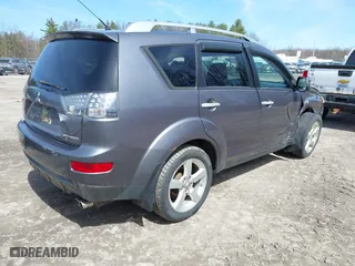 2008 Mitsubishi Outlander XLS with VIN JA4MT41X88Z013687, listed as a IAAI auction lot 41941061 with 170,526 mi miles. Bid and sale history available at carsss.com. Image 4.
