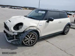 2017 MINI Hardtop 2 Door Cooper S with VIN WMWXP7C54H2A44609, listed as a Copart auction lot 47864235 with 70,729 mi miles and Salvage Title. Bid and sale history available at carsss.com. Image 1.