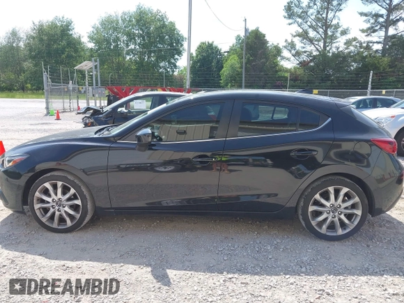 2016 Mazda 3 S Grand Touring z VIN JM1BM1N37G1287136, wystawiony jako IAAI lot #42171368 z przebiegiem 155 685 mil mil oraz . Historia ofert i sprzedaży dostępna na DreamBid. Obrazek 14.