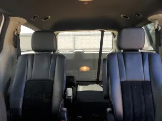 2018 Dodge Grand Caravan SXT z VIN 2C4RDGCG7JR299202, wystawiony jako Copart lot #53324845 z przebiegiem 87 654 mil mil oraz Szkoda całkowita • Salvage title. Historia ofert i sprzedaży dostępna na DreamBid. Obrazek 10.