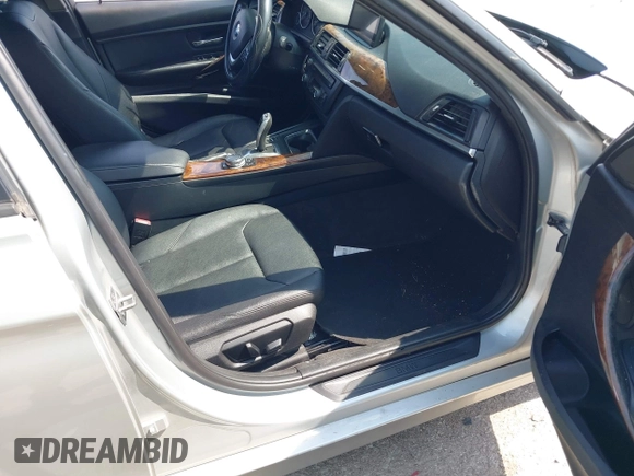 2014 BMW 3 Series 328i xDrive with VIN WBA3B5C52EP540568, listed as a IAAI auction lot 42646651 with 279,879 mi miles and . Bid and sale history available at DreamBid. Image 5.