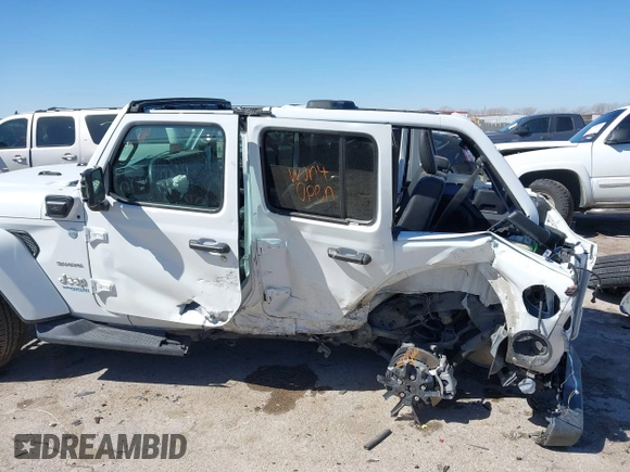 2021 Jeep Wrangler Unlimited Sahara with VIN 1C4JJXP62MW724232, listed as a IAAI auction lot 41716545 with 24,631 mi miles and . Bid and sale history available at DreamBid. Image 6.
