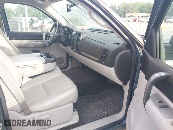 2007 Chevrolet Silverado 1500 Work Truck with VIN 2GCEC13C971528787, listed as a IAAI auction lot 42091506 with 107,298 mi miles and . Bid and sale history available at DreamBid. Image 5.