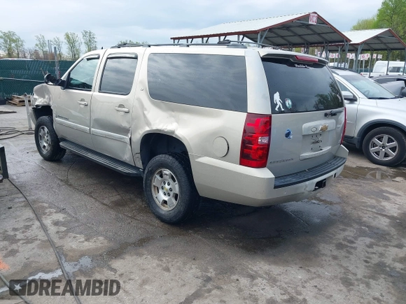 2007 Chevrolet Suburban LT with VIN 3GNFK16387G267959, listed as a IAAI auction lot 41999489 with 106,131 mi miles. Bid and sale history available at carsss.com. Image 3.