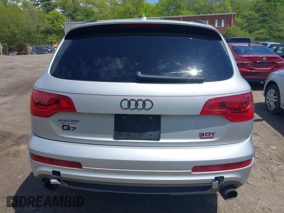 2015 Audi Q7 S line Prestige with VIN WA1DGAFE6FD008203, listed as a IAAI auction lot 42165490 with 111,158 mi miles and . Bid and sale history available at DreamBid. Image 16.