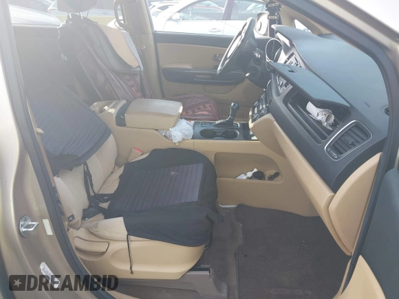 2015 Kia Sedona LX with VIN KNDMB5C15F6044093, listed as a IAAI auction lot 41843977 with 169,157 mi miles. Bid and sale history available at carsss.com. Image 5.