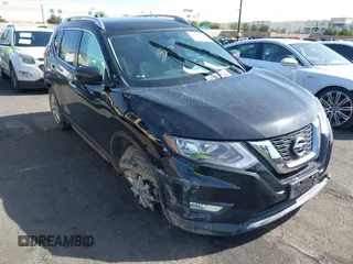 2017 Nissan Rogue SL z VIN 5N1AT2MT3HC730549, wystawiony jako IAAI lot #41614993 z przebiegiem 108 280 mil mil oraz . Historia ofert i sprzedaży dostępna na DreamBid. Obrazek 1.