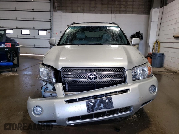 2006 Toyota Highlander z VIN JTEEW21A160007888, wystawiony jako Copart lot #56704465 z przebiegiem 163 322 mil mil oraz Szkoda całkowita • Salvage title. Historia ofert i sprzedaży dostępna na DreamBid. Obrazek 5.