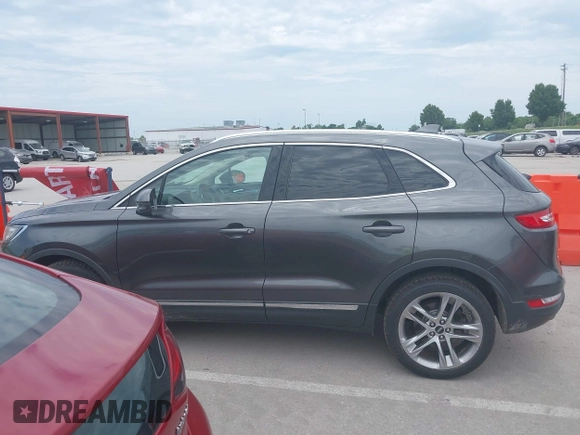 2017 Lincoln MKC Reserve с VIN 5LMCJ3D97HUL24869, выставлен на аукционе IAAI как лот 42561431 с пробегом 93 836 миль миль и . История ставок и продаж доступна на DreamBid. Изображение 14.