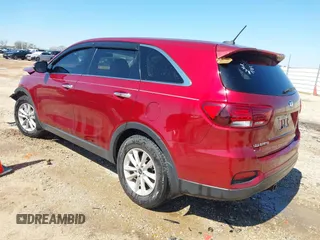 2020 Kia Sorento LX with VIN 5XYPG4A31LG684906, listed as a IAAI auction lot 41760413 with 100,486 mi miles. Bid and sale history available at carsss.com. Image 3.