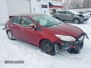 2013 Ford Focus SE z VIN 1FADP3F23DL108260, wystawiony jako IAAI lot #41213487 z przebiegiem 133 269 mil mil oraz . Historia ofert i sprzedaży dostępna na DreamBid. Obrazek 1.