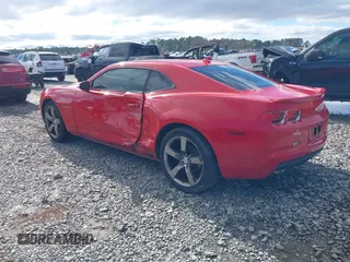 2012 Chevrolet Camaro 1LT z VIN 2G1FB1E3XC9203347, wystawiony jako IAAI lot #41261932 z przebiegiem 106 070 mil mil oraz . Historia ofert i sprzedaży dostępna na DreamBid. Obrazek 3.