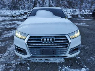 2017 Audi Q7 Premium Plus with VIN WA1LAAF76HD018067, listed as a Copart auction lot 41734245 with 138,716 mi miles and Salvage title. Bid and sale history available at DreamBid. Image 5.