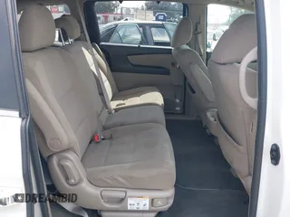 2016 Honda Odyssey SE with VIN 5FNRL5H33GB043303, listed as a IAAI auction lot 42215233 with 67,097 mi miles and . Bid and sale history available at DreamBid. Image 8.