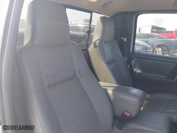 2005 Ford Ranger XL with VIN 1FTYR10U05PA40322, listed as a IAAI auction lot 41891401 with 230,985 mi miles. Bid and sale history available at carsss.com. Image 8.