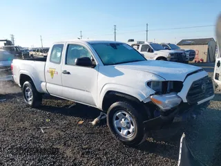 2018 Toyota Tacoma SR with VIN 5TFRX5GN8JX104715, listed as a IAAI auction lot 41435691 with 163,602 mi miles and . Bid and sale history available at carsss.com. Image 1.