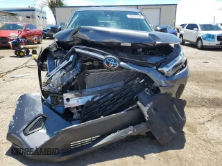 2024 Toyota RAV4 LE with VIN 2T3F1RFV9RC476045, listed as a Copart auction lot 55453285 with 7,622 mi miles and Salvage title. Bid and sale history available at DreamBid. Image 5.