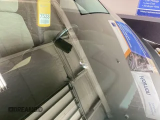 2022 Chevrolet Traverse LT Cloth z VIN 1GNERGKW0NJ133033, wystawiony jako IAAI lot #42843495 z przebiegiem 97 178 mil mil oraz . Historia ofert i sprzedaży dostępna na DreamBid. Obrazek 4.