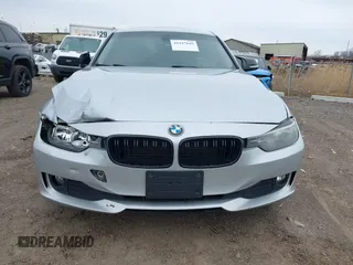 2014 BMW 3 Series 320i xDrive with VIN WBA3C3C58EP661364, listed as a IAAI auction lot 41947049 with 211,982 mi miles and . Bid and sale history available at DreamBid. Image 12.