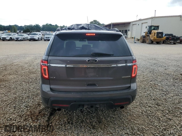 2013 Ford Explorer XLT z VIN 1FM5K7D85DGB81842, wystawiony jako Copart lot #59000945 z przebiegiem 157 209 mil mil oraz Szkoda całkowita • Salvage title. Historia ofert i sprzedaży dostępna na DreamBid. Obrazek 6.