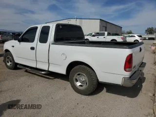 2003 Ford F-150 XL z VIN 1FTRX17233NB92067, wystawiony jako Copart lot #57986555 z przebiegiem 179 101 mil mil oraz Szkoda całkowita • Salvage title. Historia ofert i sprzedaży dostępna na DreamBid. Obrazek 2.
