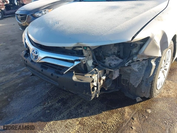 2013 Toyota Camry Hybrid LE with VIN 4T1BD1FK8DU093467, listed as a IAAI auction lot 41585354 with 239,604 mi miles. Bid and sale history available at carsss.com. Image 6.