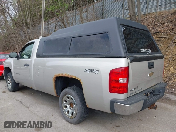 2008 Chevrolet Silverado 1500 1LT with VIN 1GCEK14078E156874, listed as a IAAI auction lot 42176346 with 194,733 mi miles and . Bid and sale history available at DreamBid. Image 3.