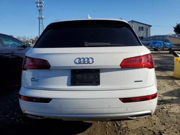 2020 Audi Q5 Premium Plus with VIN WA1BNAFYXL2032650, listed as a Copart auction lot 50775665 with 44,100 mi miles and Salvage title. Bid and sale history available at DreamBid. Image 6.