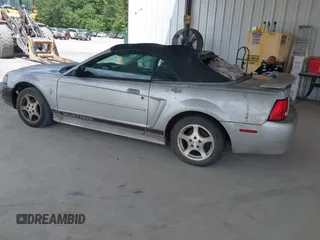 2002 Ford Mustang Deluxe with VIN 1FAFP444X2F175257, listed as a IAAI auction lot 42544832 with Not provided miles and . Bid and sale history available at DreamBid. Image 3.