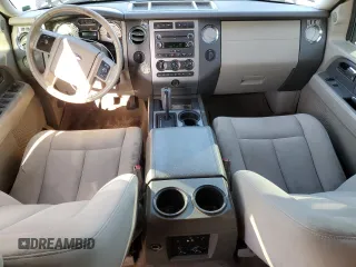 2012 Ford Expedition XLT z VIN 1FMJU1J54CEF49213, wystawiony jako Copart lot #52355995 z przebiegiem 191 849 mil mil oraz Czysty tytuł • Clean title. Historia ofert i sprzedaży dostępna na DreamBid. Obrazek 8.
