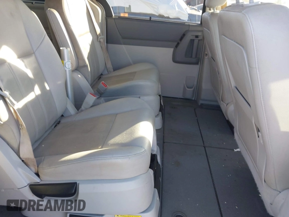 2008 Chrysler Town & Country Touring with VIN 2A8HR54P78R776956, listed as a IAAI auction lot 41018187 with 201,542 mi miles and . Bid and sale history available at DreamBid. Image 8.