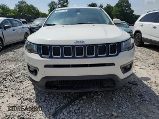 2019 Jeep Compass Altitude с VIN 3C4NJCBB2KT685935, выставлен на аукционе Copart как лот 60409335 с пробегом 116 358 миль миль и Списание • Salvage title. История ставок и продаж доступна на DreamBid. Изображение 5.