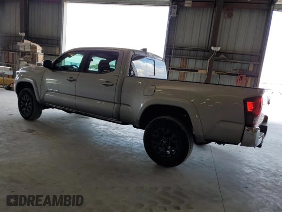 2020 Toyota Tacoma SR5 with VIN 3TMDZ5BN3LM084023, listed as a Copart auction lot 56466905 with 35,921 mi miles and Non repairable. Bid and sale history available at DreamBid. Image 2.