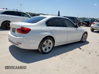 2018 BMW 3 Series 330i with VIN WBA8B9C57JEE80972, listed as a Copart auction lot 61270255 with 81,658 mi miles and Salvage title. Bid and sale history available at DreamBid. Image 3.