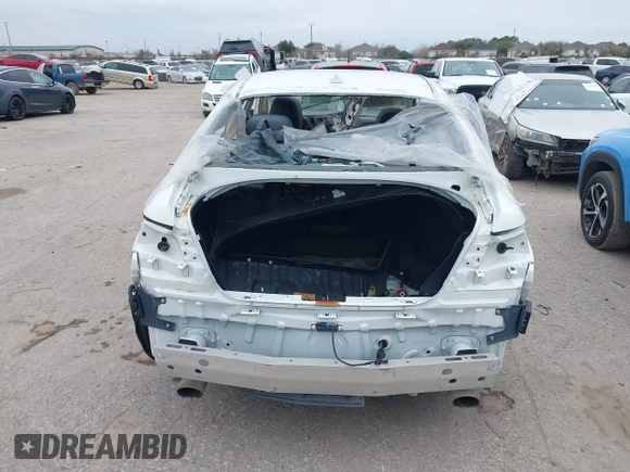 2015 Infiniti Q70 with VIN JN1BY1PP9FM601275, listed as a IAAI auction lot 41641734 with Not provided miles and . Bid and sale history available at DreamBid. Image 17.