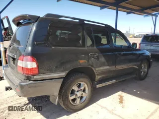 2006 Toyota Land Cruiser with VIN JTEHT05J262098694, listed as a Copart auction lot 49923375 with 174,779 mi miles and Salvage Title. Bid and sale history available at carsss.com. Image 3.
