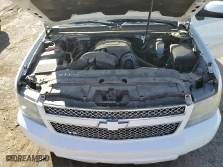 2009 Chevrolet Suburban LT w/2LT with VIN 1GNFC26J89R301726, listed as a Copart auction lot 73559004 with 188,380 mi miles and Salvage Title. Bid and sale history available at carsss.com. Image 12.