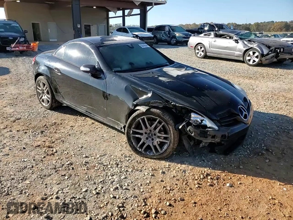 2008 Mercedes-Benz SLK-Class 3.0L with VIN WDBWK54F28F177236, listed as a Copart auction lot 83046644 with 43,355 mi miles and Salvage Title. Bid and sale history available at carsss.com. Image 10.