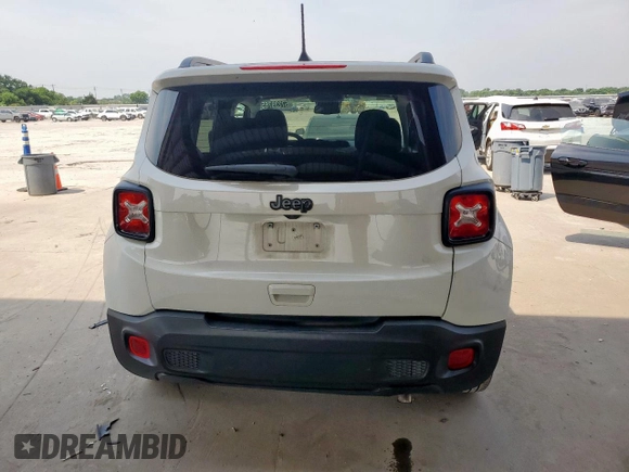 2020 Jeep Renegade Altitude with VIN ZACNJABB1LPL02416, listed as a Copart auction lot 57239765 with 102,631 mi miles and Clean title. Bid and sale history available at DreamBid. Image 6.