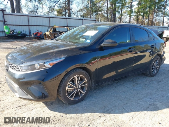 2023 Kia Forte LXS with VIN 3KPF24AD8PE653786, listed as a IAAI auction lot 41724948 with 27,598 mi miles and . Bid and sale history available at DreamBid. Image 2.