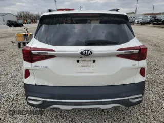 2021 Kia Seltos EX with VIN KNDERCAA1M7228820, listed as a Copart auction lot 50315725 with 44,061 mi miles and Salvage Title. Bid and sale history available at carsss.com. Image 6.