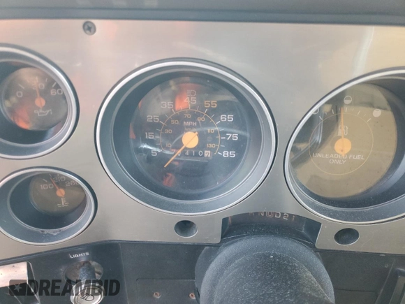 1987 GMC Suburban с VIN 1GKGV26K8HF511456, выставлен на аукционе Copart как лот 59530795 с пробегом 71 410 миль миль и Чистый • Clean title. История ставок и продаж доступна на DreamBid. Изображение 9.