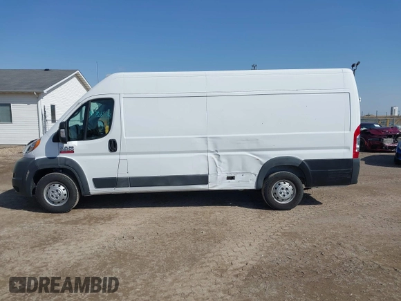 2018 Ram ProMaster Cargo with VIN 3C6URVJG0JE153588, listed as a IAAI auction lot 41726532 with 86,305 mi miles. Bid and sale history available at carsss.com. Image 14.